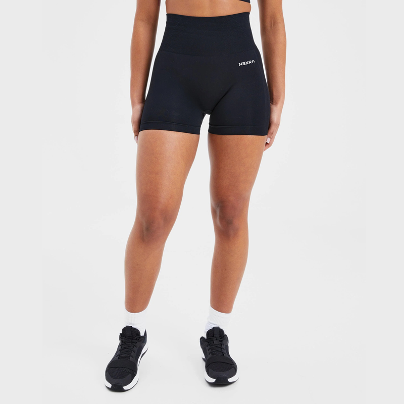 Ascend Shorts Black