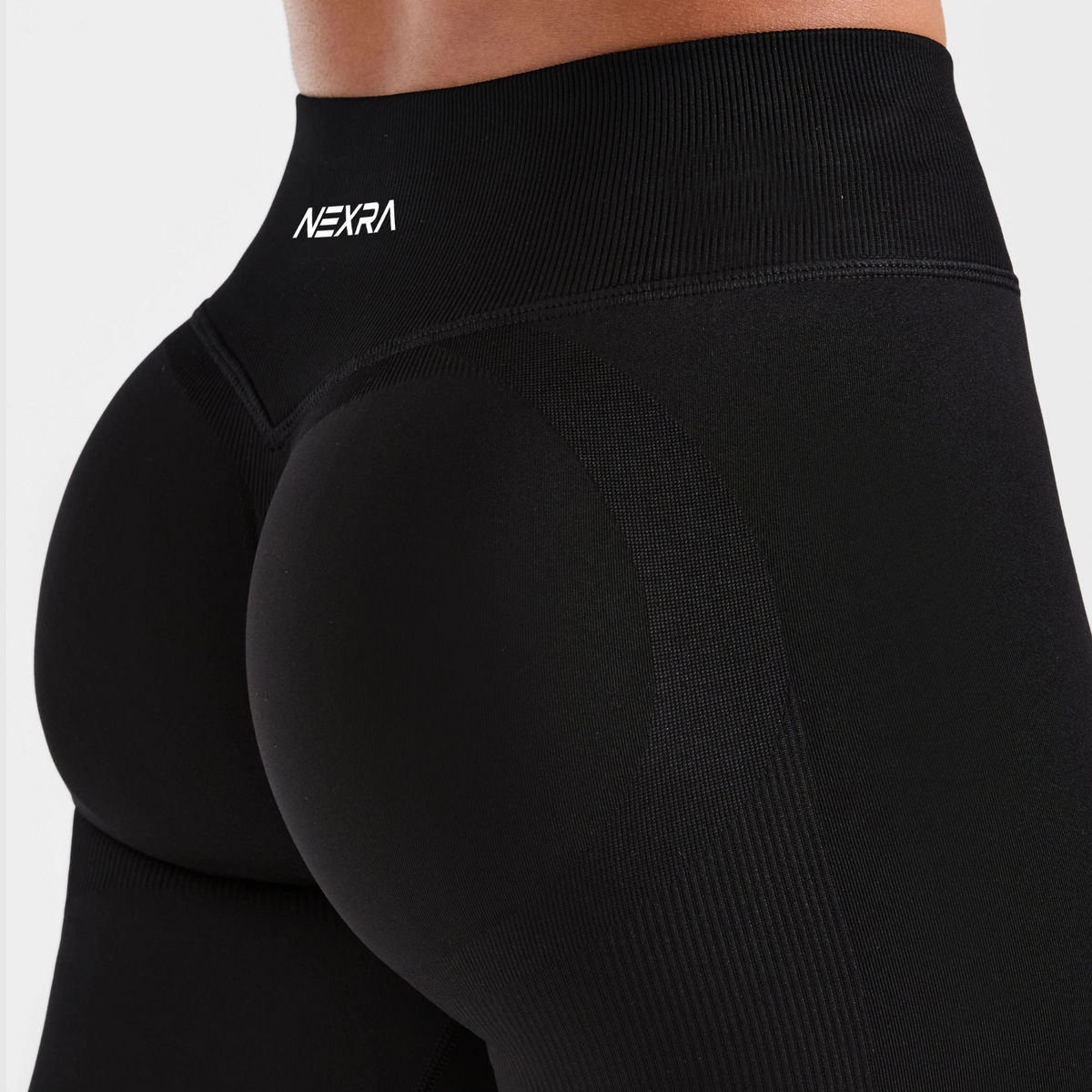 NEXRA Evolve Leggings in Black