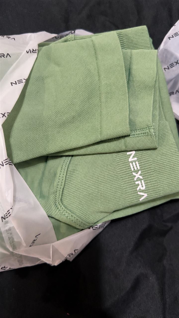 Verified Buyer — Impact Leggings - Bright Blue customer photo